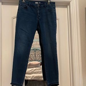 Old Navy- super skinny , Rockstar style with built in fleece. Size 6